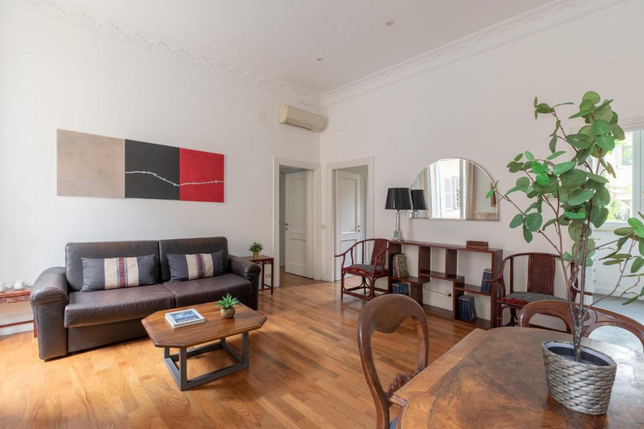 רומא Iflat Elegant Apartment In 18Th Century Palace מראה חיצוני תמונה